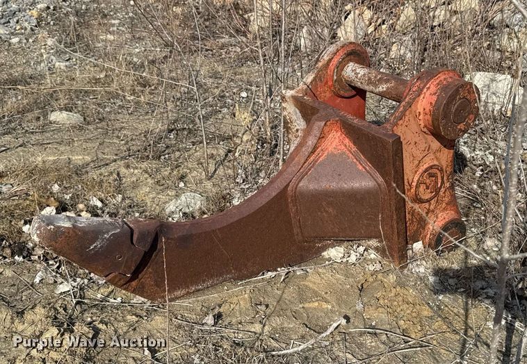 image for item DT0654 Central Fabrication LS3400 C 2 ripper