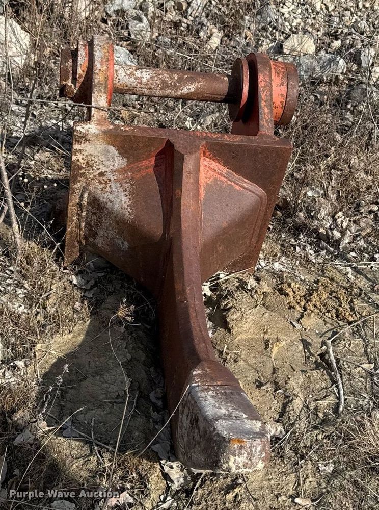 image for item DT0654 Central Fabrication LS3400 C 2 ripper