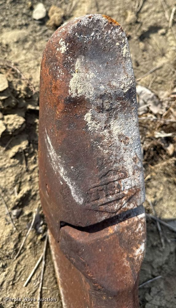 image for item DT0654 Central Fabrication LS3400 C 2 ripper