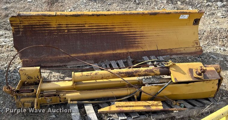 image for item DT0655 Weldco 140 G motor grader blade