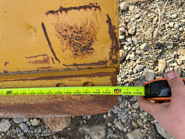 image for item DT0655 Weldco 140 G motor grader blade