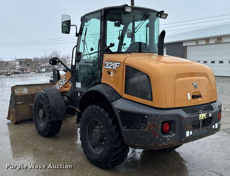 image for item DT0668 2017 Case 321F wheel loader