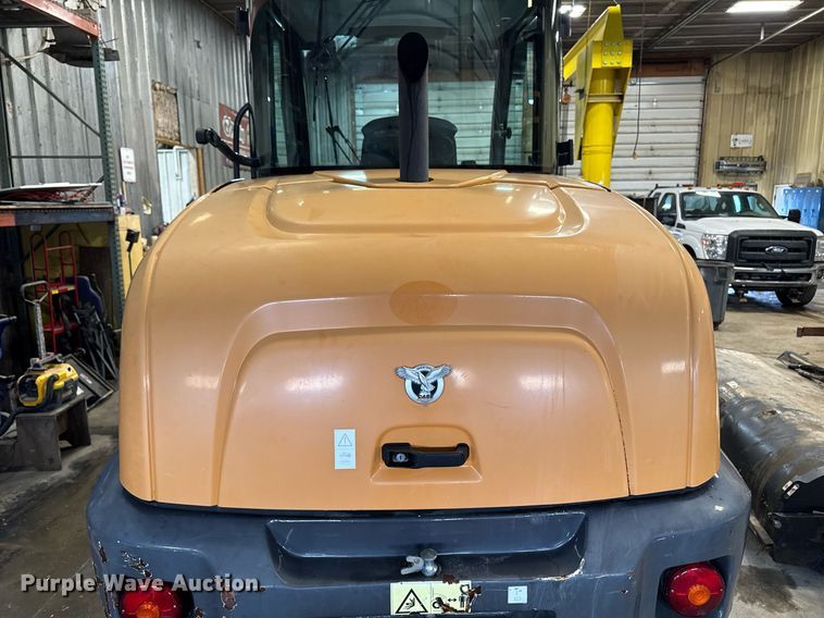 image for item DT0668 2017 Case 321F wheel loader