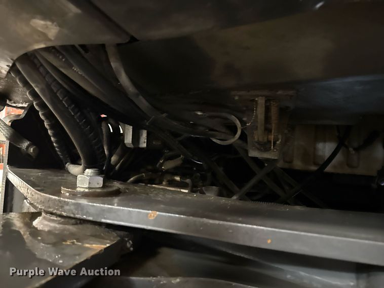 image for item DT0668 2017 Case 321F wheel loader