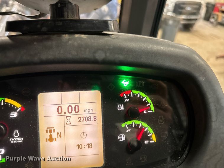 image for item DT0668 2017 Case 321F wheel loader