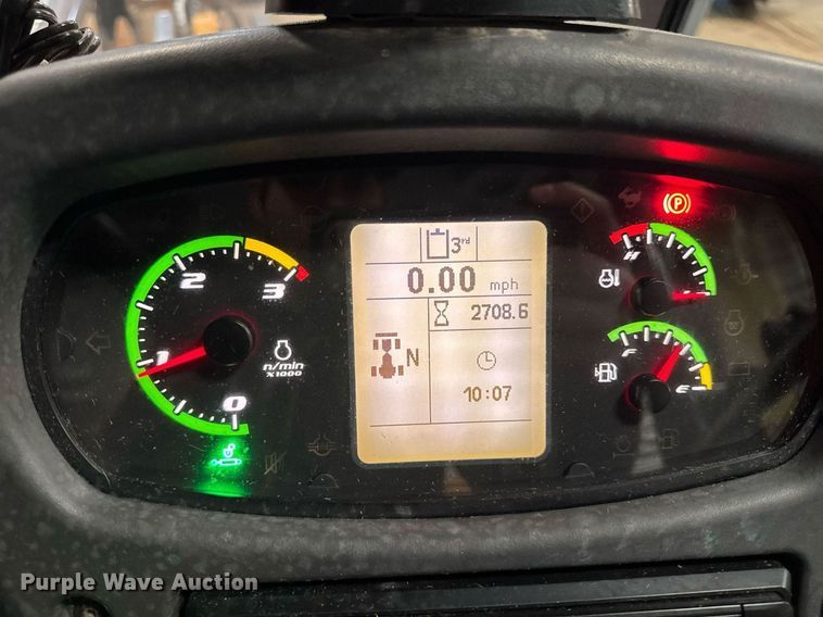 image for item DT0668 2017 Case 321F wheel loader