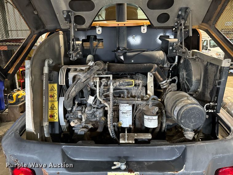 image for item DT0668 2017 Case 321F wheel loader