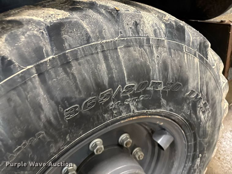 image for item DT0668 2017 Case 321F wheel loader