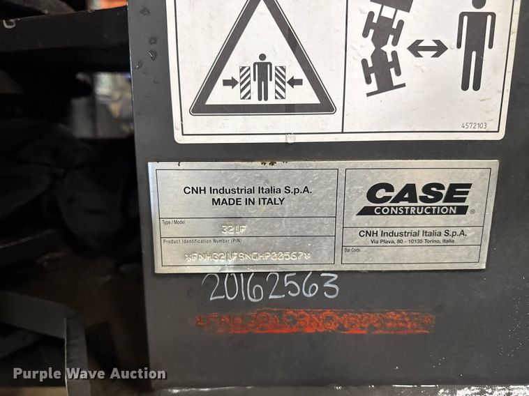 image for item DT0668 2017 Case 321F wheel loader