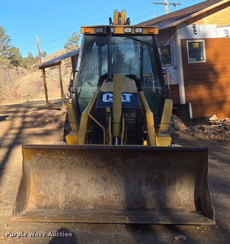 image for item DT7053 2004 Caterpillar 420D backhoe