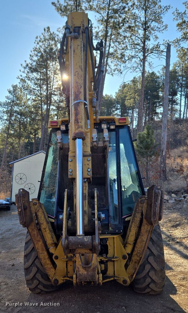 image for item DT7053 2004 Caterpillar 420D backhoe