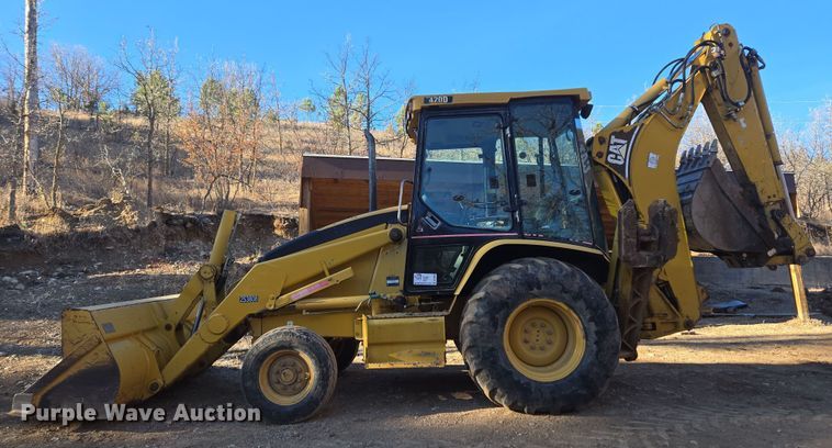 image for item DT7053 2004 Caterpillar 420D backhoe