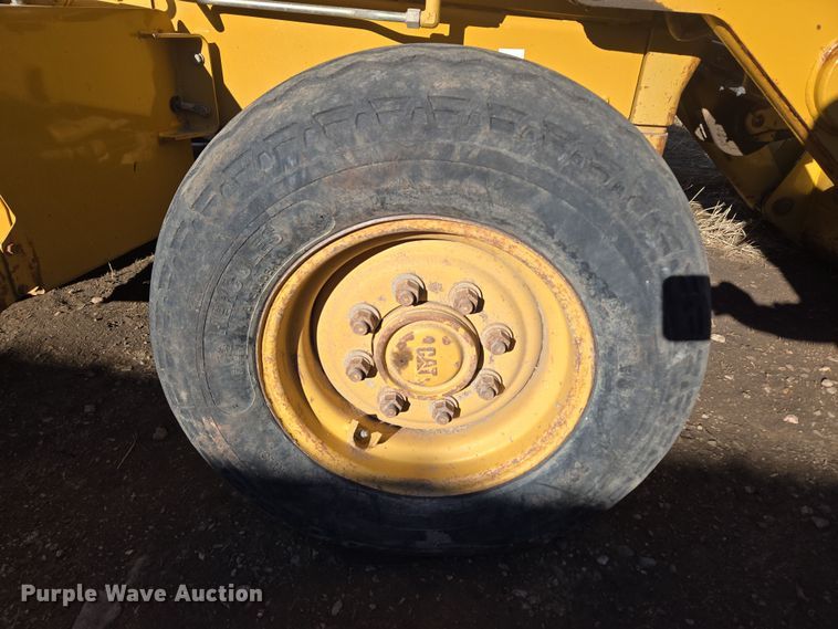 image for item DT7053 2004 Caterpillar 420D backhoe