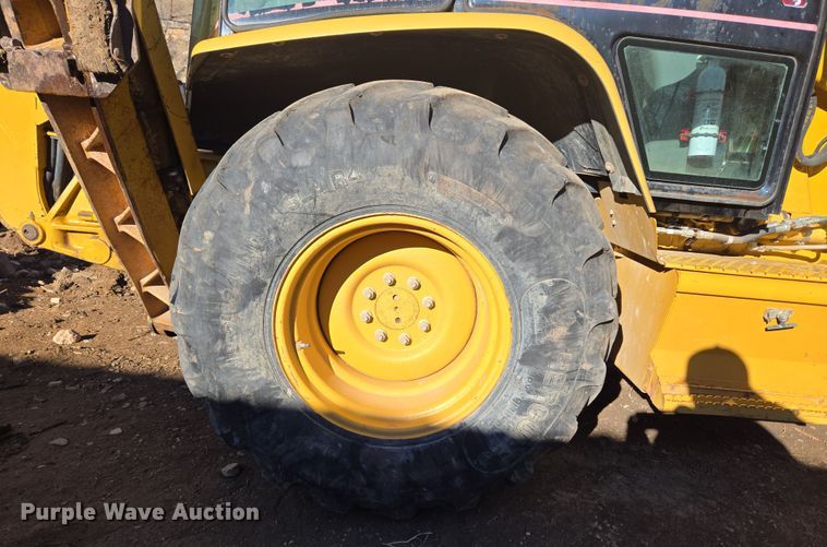 image for item DT7053 2004 Caterpillar 420D backhoe