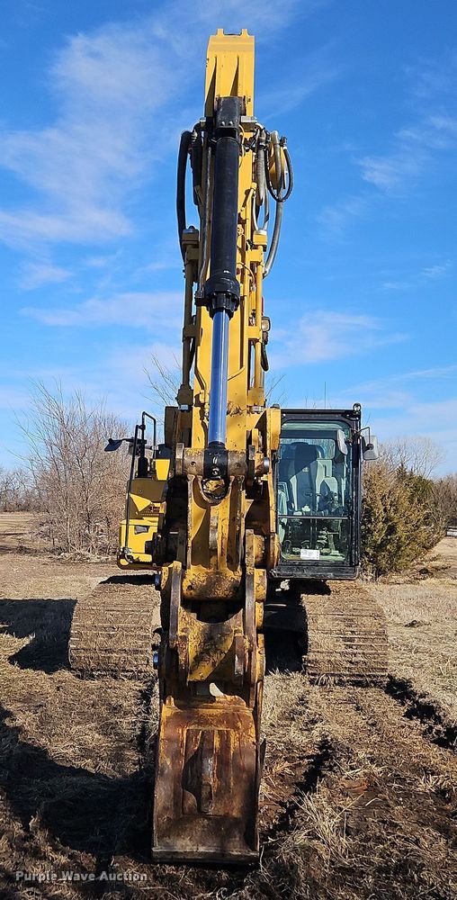 image for item DT7622 2016 Caterpillar 323FL excavator