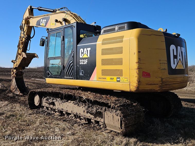 image for item DT7622 2016 Caterpillar 323FL excavator