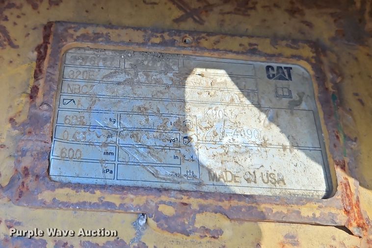 image for item DT7622 2016 Caterpillar 323FL excavator