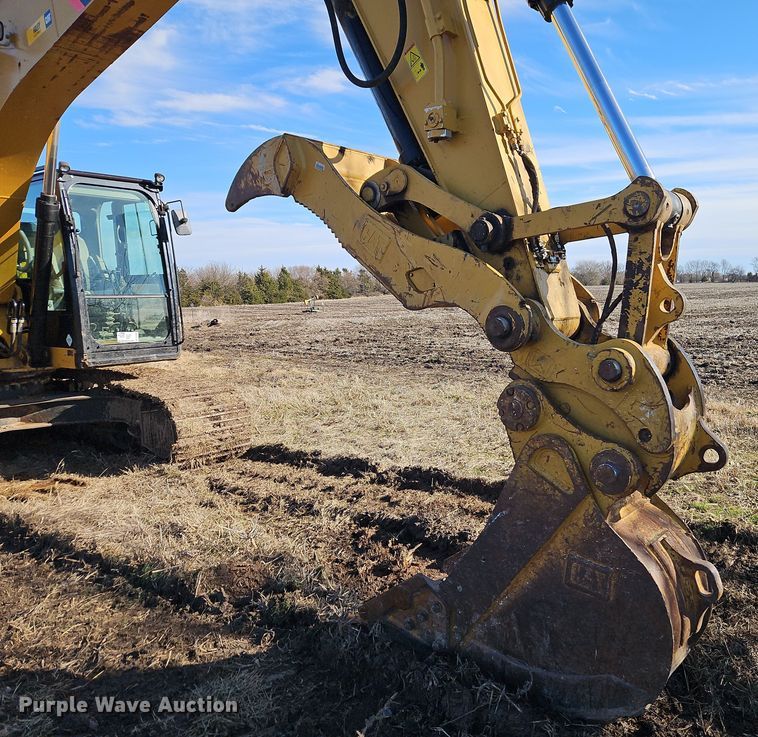 image for item DT7622 2016 Caterpillar 323FL excavator