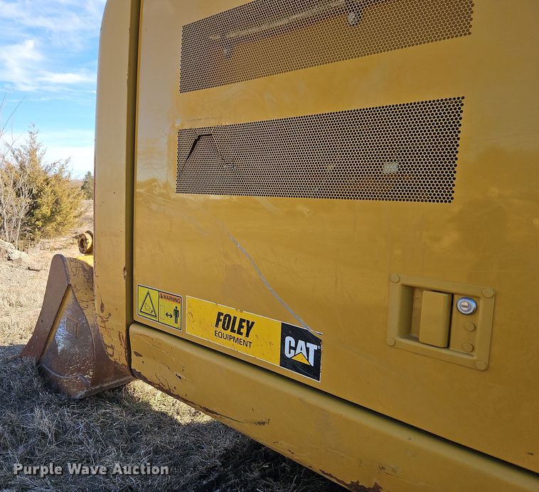 image for item DT7622 2016 Caterpillar 323FL excavator