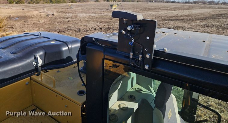 image for item DT7622 2016 Caterpillar 323FL excavator