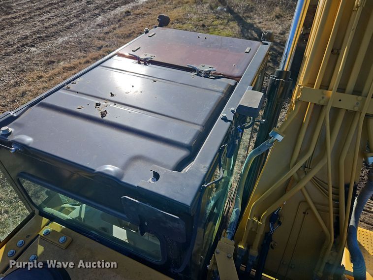 image for item DT7622 2016 Caterpillar 323FL excavator