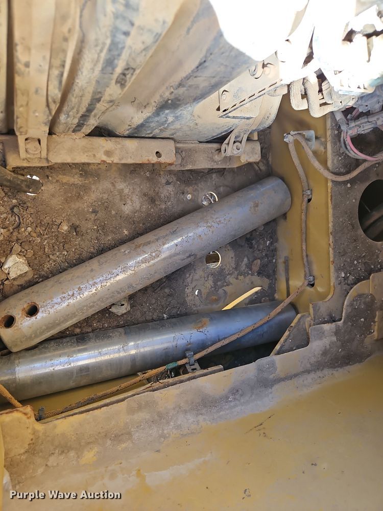 image for item DT7622 2016 Caterpillar 323FL excavator