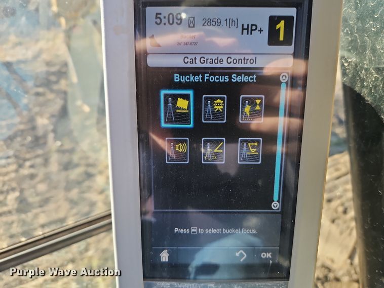 image for item DT7622 2016 Caterpillar 323FL excavator