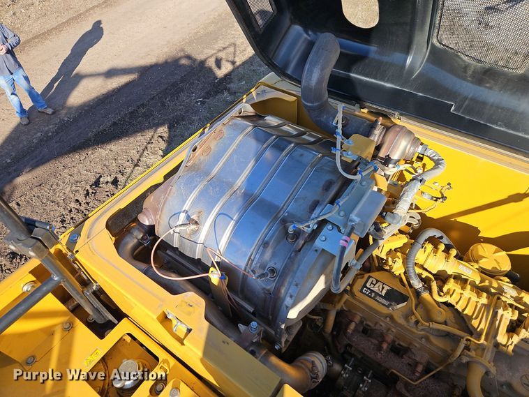 image for item DT7622 2016 Caterpillar 323FL excavator