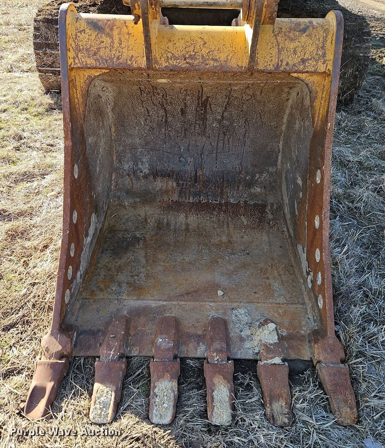 image for item DT7622 2016 Caterpillar 323FL excavator