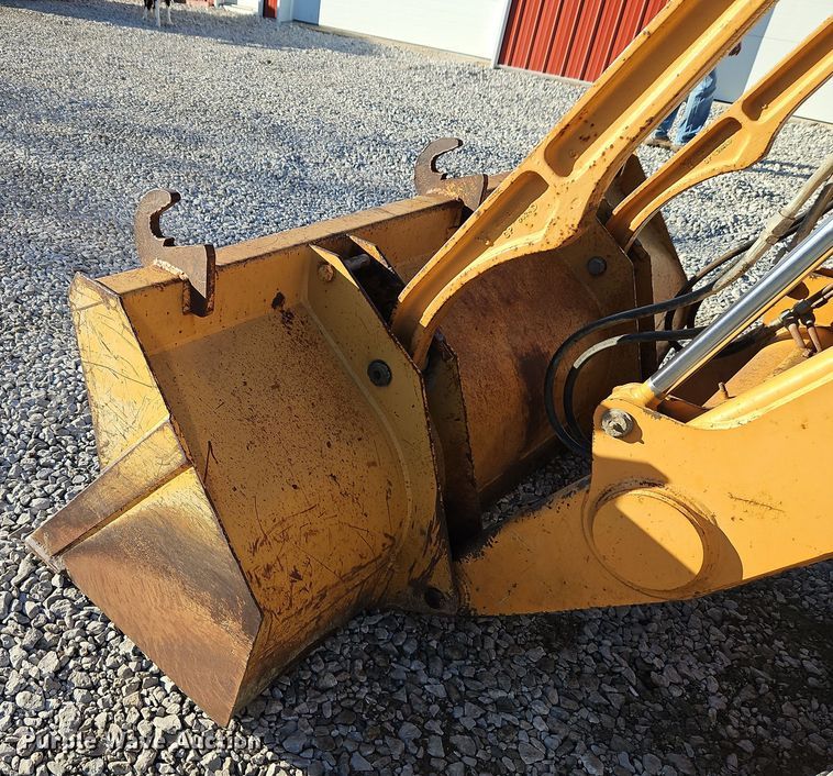 image for item DT7623 2000 Case 580L backhoe