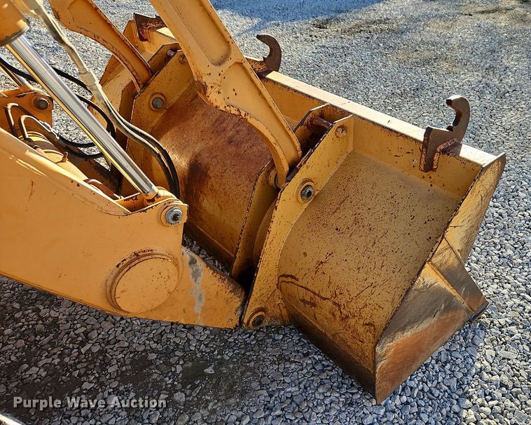 image for item DT7623 2000 Case 580L backhoe