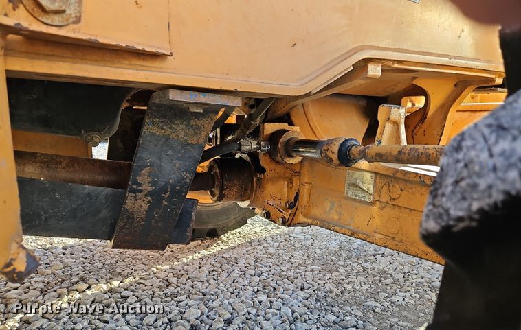 image for item DT7623 2000 Case 580L backhoe