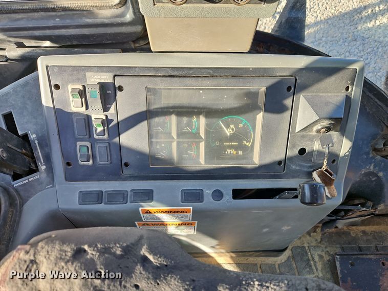 image for item DT7623 2000 Case 580L backhoe