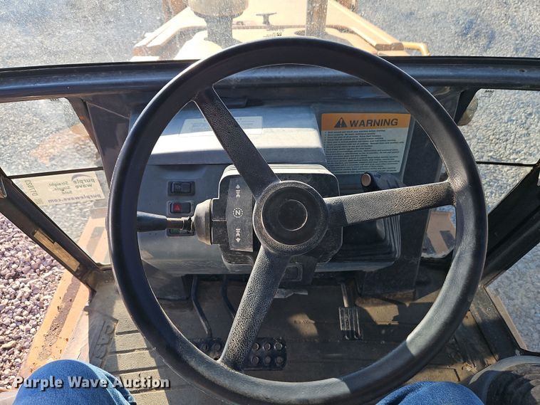 image for item DT7623 2000 Case 580L backhoe