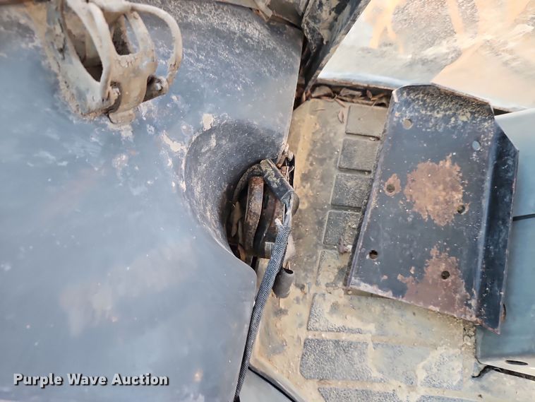 image for item DT7623 2000 Case 580L backhoe