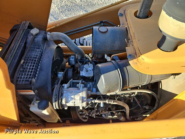 image for item DT7623 2000 Case 580L backhoe