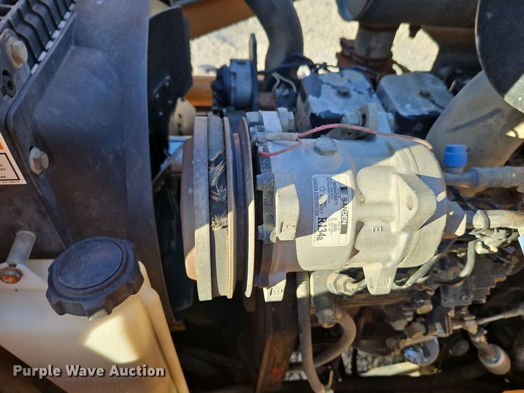 image for item DT7623 2000 Case 580L backhoe