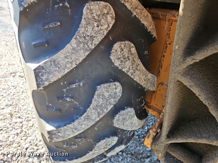 image for item DT7623 2000 Case 580L backhoe