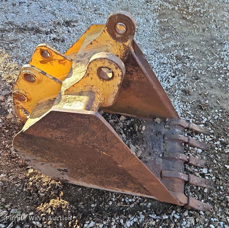 image for item DT7623 2000 Case 580L backhoe