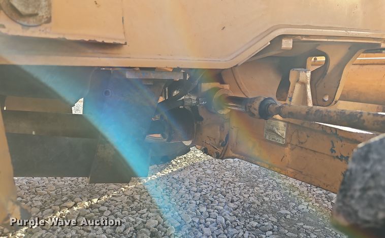 image for item DT7623 2000 Case 580L backhoe