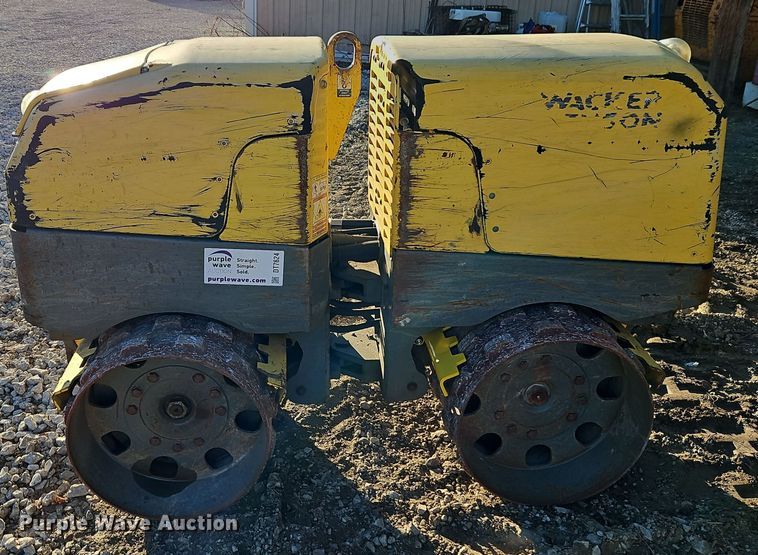 image for item DT7624 2010 Wacker Neuson Roller RT trench compactor