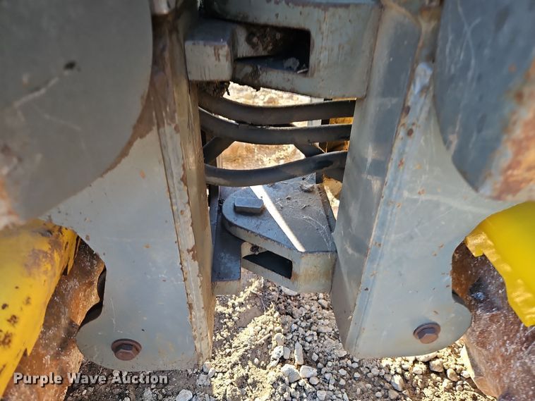 image for item DT7624 2010 Wacker Neuson Roller RT trench compactor