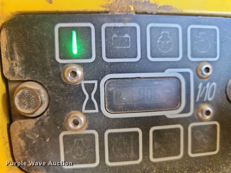 image for item DT7624 2010 Wacker Neuson Roller RT trench compactor