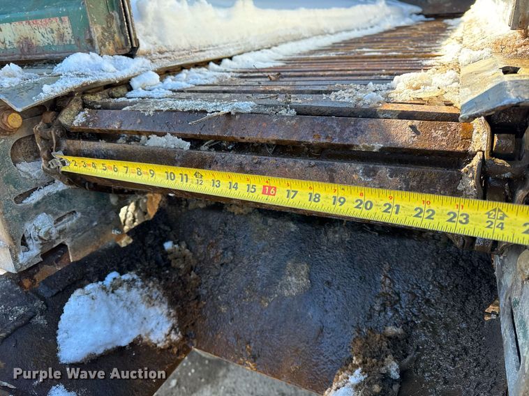 image for item DU3302 2002 Freightliner FL80 dump truck