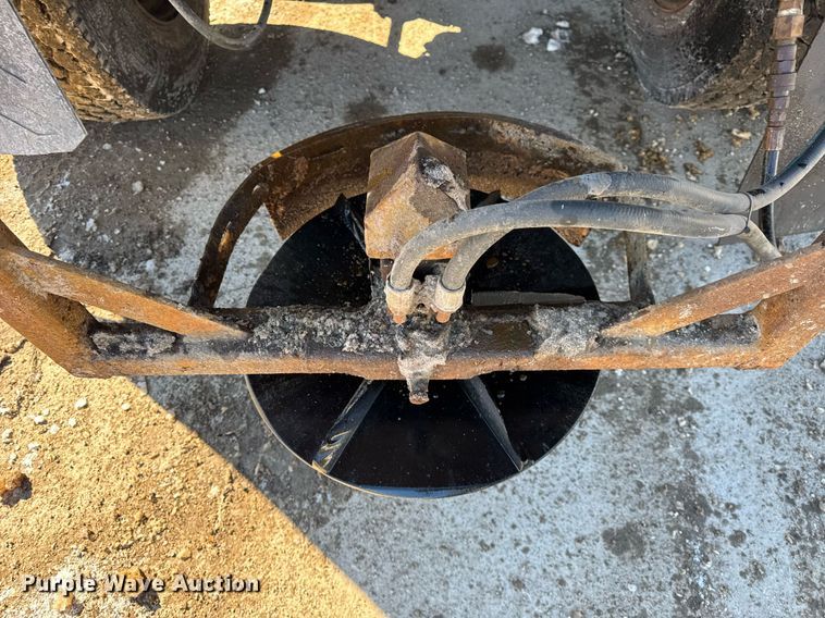 image for item DU3302 2002 Freightliner FL80 dump truck