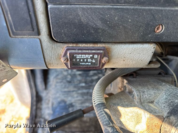 image for item DU3302 2002 Freightliner FL80 dump truck