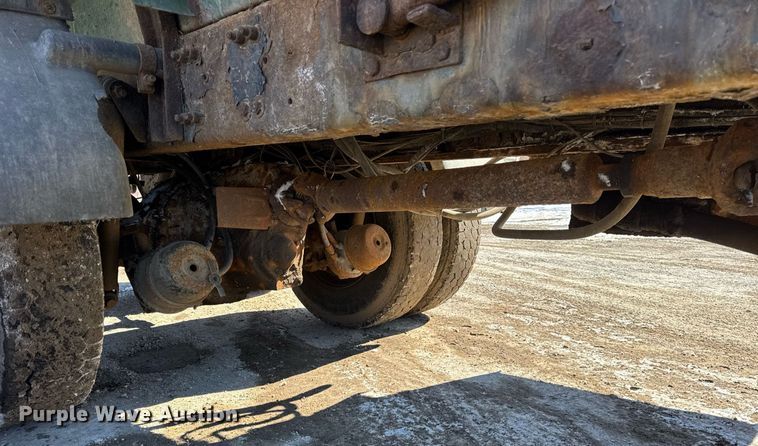 image for item DU3303 2002 Freightliner FL80 dump truck