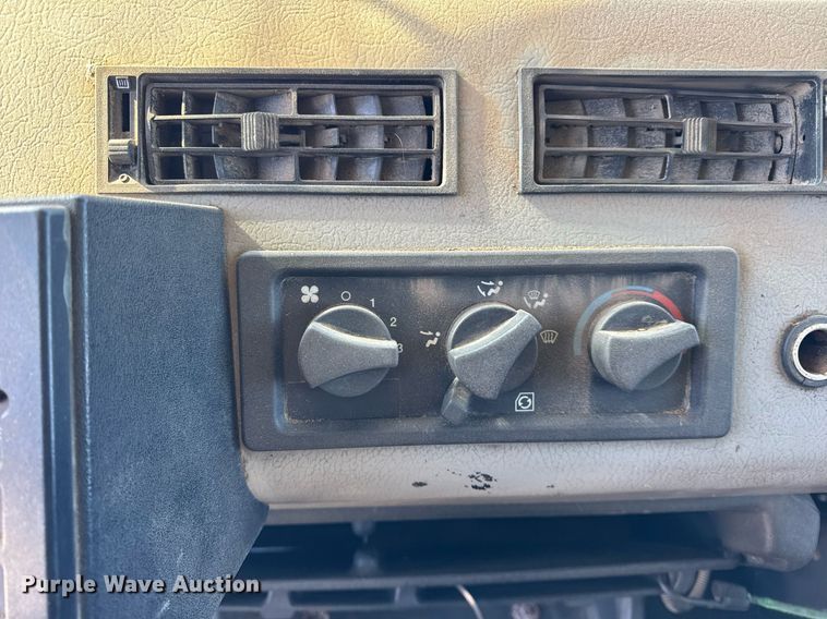 image for item DU3303 2002 Freightliner FL80 dump truck