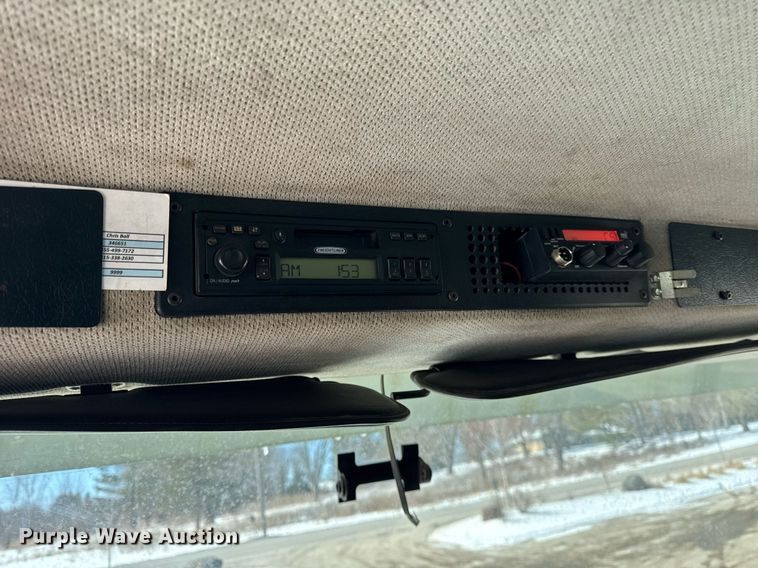 image for item DU3303 2002 Freightliner FL80 dump truck