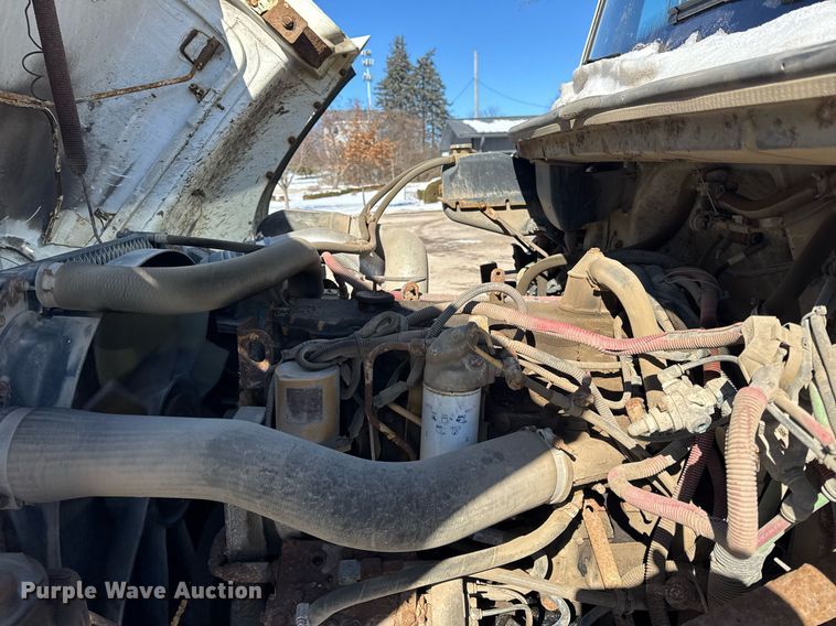 image for item DU3303 2002 Freightliner FL80 dump truck